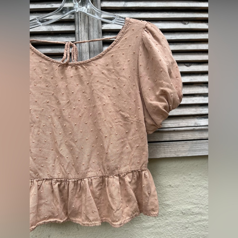 ⭐️SUPER CUTE RUFFLE BOHO TOP - Picture 2 of 5